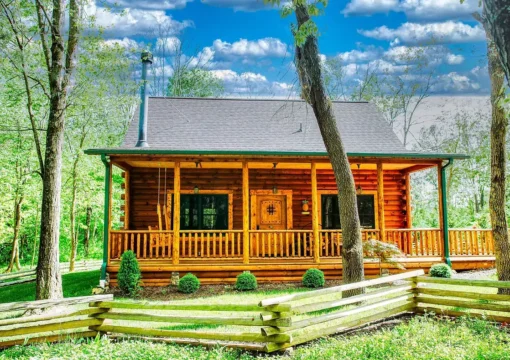 Cuddly Cub Cabin
